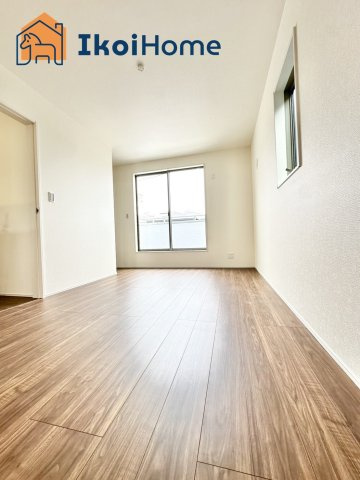 神戸市西区玉津町新方　新築戸建　8号棟の子供部屋|【ホームページに現地動画掲載中】●年中無休：当日予約可●部屋にはカーテンレールはついていません。