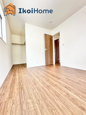 神戸市西区玉津町新方　新築戸建　8号棟の寝室|【ホームページに現地動画掲載中】●年中無休：当日予約可●オプションでフローリング強化コーティング有