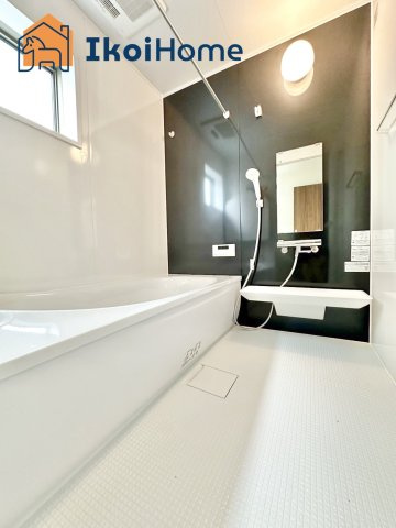 神戸市西区玉津町新方　新築戸建　8号棟の浴室|【ホームページに現地動画掲載中】●年中無休：当日予約可●1坪タイプの広々したユニットバスになります