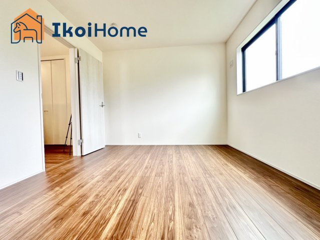 神戸市西区玉津町新方　新築戸建　7号棟の子供部屋|【ホームページに現地動画掲載中】●年中無休：当日予約可●部屋にはカーテンレールはついていません。