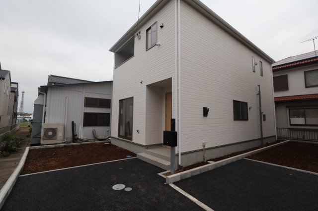 《仲介手数料無料》上尾市大字大谷本郷446(5号棟)新築一戸建てクレイドルガーデンの外観|撮影日 2025年10月21日 15:40 曇り