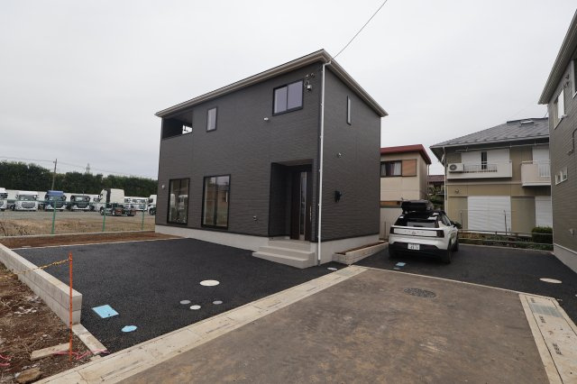 《仲介手数料無料》上尾市大字大谷本郷363-1(3号棟)新築一戸建てクレイドルガーデンの外観|撮影日 2025年10月21日 15:20 曇り