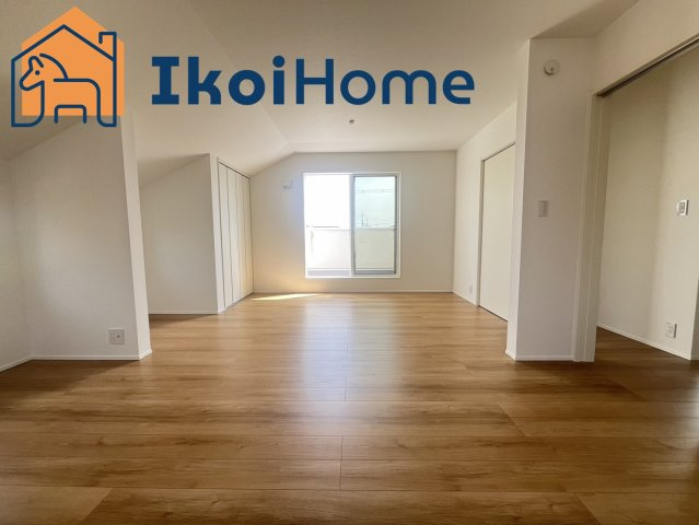 神戸市西区岩岡町　新築戸建のエントランス|【ホームページに現地動画掲載中】●年中無休：当日予約可●「遮熱Ｌｏｗ−ｅ複層硝子入り窓」ペアガラス