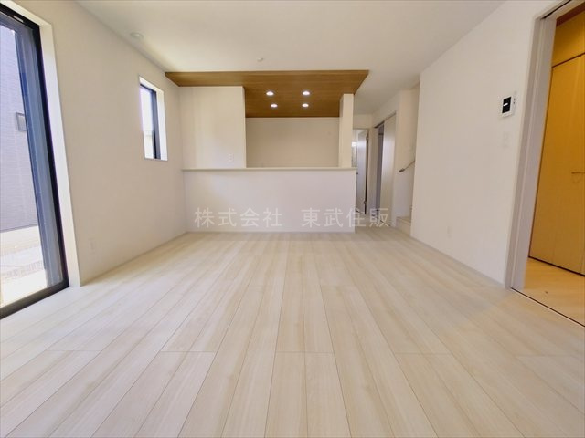 【居間・リビング】の画像