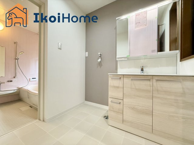 神戸市西区宮下3丁目　中古一戸建の洗面所|【ホームページに現地動画掲載中】●年中無休：当日予約可●洗濯パンもお好みで設置可能です！