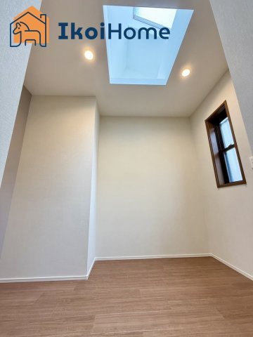 神戸市西区宮下3丁目　中古一戸建の設備|【ホームページに現地動画掲載中】●年中無休：当日予約可●吹き抜け構造で開放感があり採光が取れます。