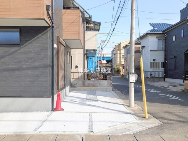 《仲介手数料無料》岩槻区並木１丁目9-5(全1戸)新築一戸建てリーブルガーデン