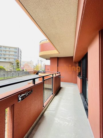 アメニティハイツ杏栄館のバルコニー|広々としたバルコニーです