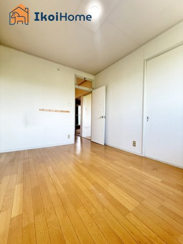 神戸市西区春日台8丁目　中古戸建の内装|【ホームページに現地動画掲載中】●年中無休：当日予約可●カーテン・カーテンレール未設置。ご相談下さい