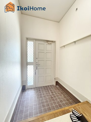神戸市西区春日台8丁目　中古戸建の玄関|【ホームページに現地動画掲載中】●年中無休：当日予約可●玄関は広めですので、大き目の下駄箱が設置可。