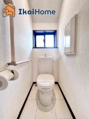 神戸市西区井吹台東町5丁目　中古戸建のトイレ|【ホームページに現地動画掲載中】●年中無休：当日予約可●トイレが2か所あるので夜中も楽ちん。