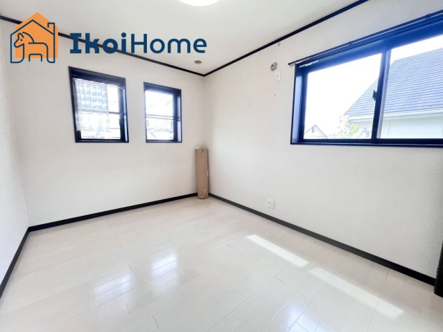 神戸市西区井吹台東町5丁目　中古戸建の子供部屋|ホームページに現地動画掲載中】●年中無休：当日予約可●2F洋室は６帖洋室×2。８帖洋室がございます。