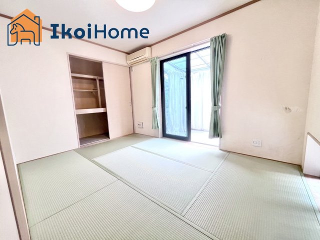 神戸市西区井吹台東町5丁目　中古戸建の内装|【ホームページに現地動画掲載中】●年中無休：当日予約可●収納も充実し、２面採光で明るいです。