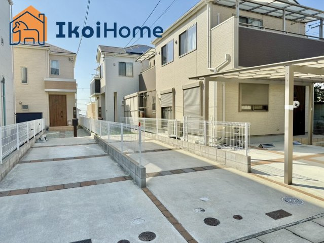 神戸市西区大津和2丁目　中古戸建の駐車場|●年中無休：見学時間9:00～20:00・当日予約可●駐車場は縦列2台になります。普通車2台可能です。