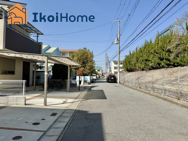 神戸市西区大津和2丁目　中古戸建のエントランス|～ご見学に関して～平日や夜間でもご案内可能。決まったお時間で身動きが取れない方も臨機応変に対応します