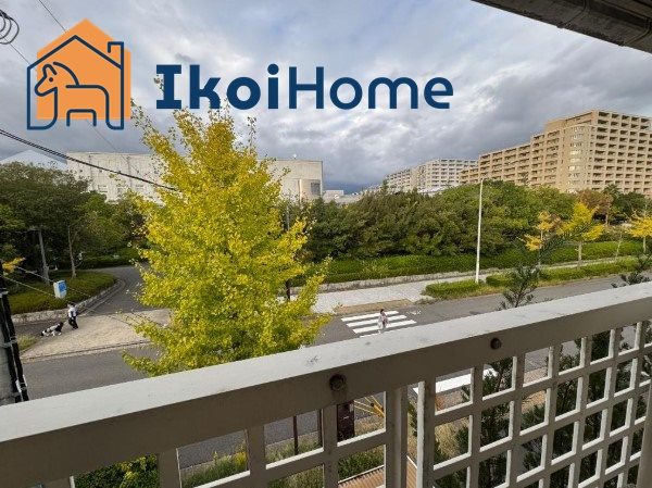 神戸市西区学園西町2丁目　中古のバルコニー|●年中無休：当日予約可●住戸からの眺望。大きな建物ございませんので陽当り・通風良好です。
