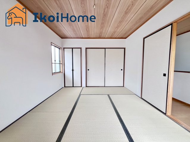 神戸市西区竹の台５丁目　中古戸建のその他|【ホームページに現地動画掲載中】●年中無休：当日予約可●収納豊富な和室。寝具や衣服など収納可能です。