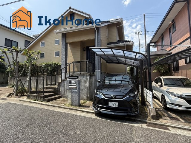 神戸市西区美賀多台3丁目　中古戸建のエントランス|●資料・カタログのご請求無料●美賀多台小学校までは徒歩8分西神中学校までは徒歩6分								
