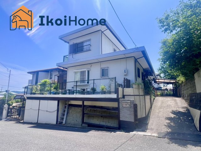 神戸市西区富士見が丘4丁目　中古戸建の外観|押部谷駅徒歩11分！交通機関徒歩圏内で便利な立地！敷地面積約71坪超のゆったりしたお家です♪