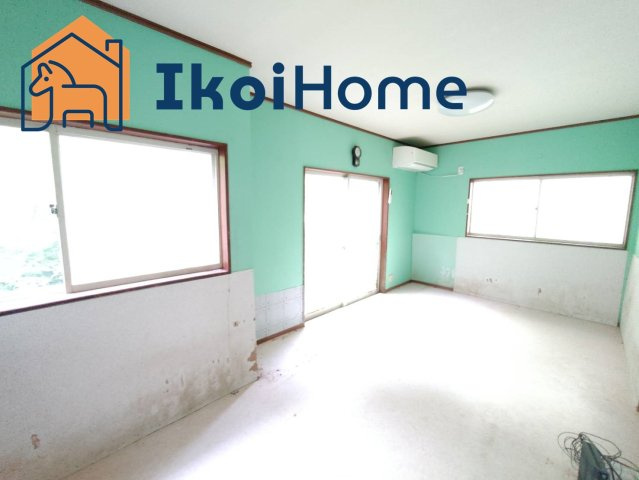 神戸市西区伊川谷町潤和　中古一戸建のその他|●年中無休：当日予約可●約２万円前後で全窓にカーテンレールを取り付けできます。