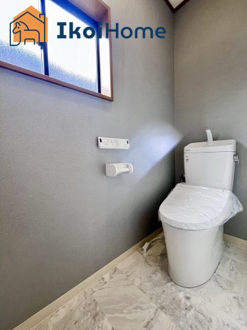 神戸市西区王塚台　中古戸建のトイレ|【ホームページに現地動画掲載中】●年中無休：当日予約可●トイレが2か所あるので夜中も楽ちん。