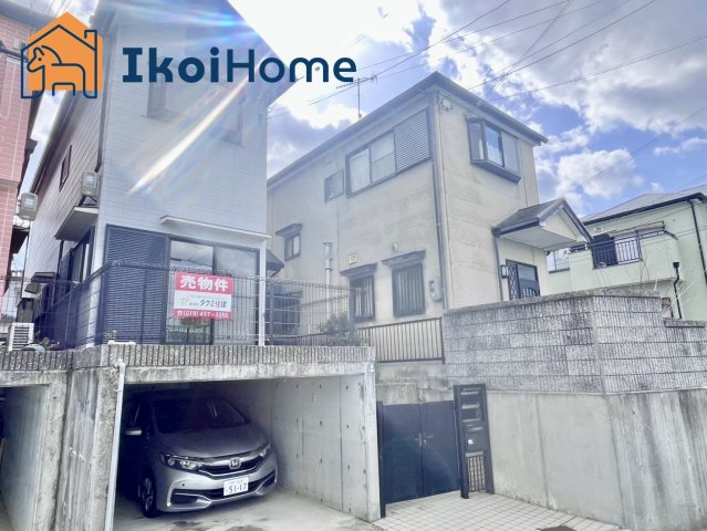 神戸市西区王塚台　中古戸建の駐車場|【ホームページに現地動画掲載中】●年中無休：当日予約可●駐車場は車庫。1台可能									