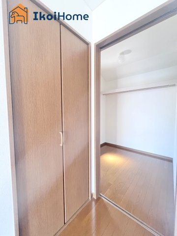 神戸市西区水谷2丁目　中古戸建の収納|各部屋大きめのクローゼットがありますので、大変便利便利にお使い頂けると思います。