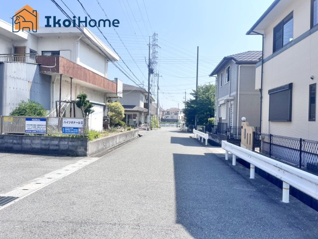 神戸市西区水谷2丁目　中古戸建の周辺|●資料・カタログのご請求無料●　高津橋小学校までは徒歩13分、玉津中学校までは徒歩11分。			

