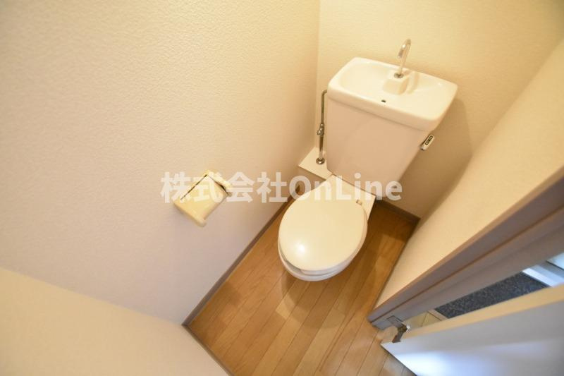 東大阪市横枕西の賃貸マンションのトイレ