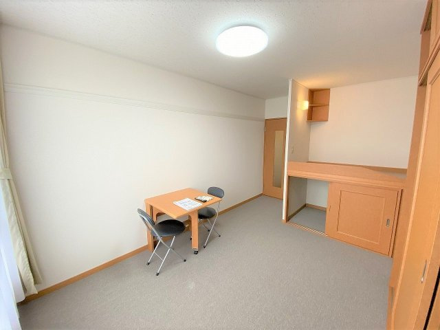 レオパレスブランネージュの居間・リビング|設備・仕様は号室により異なる為、現況を優先致します。