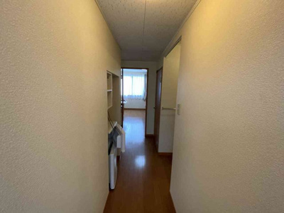 【玄関】 | レオパレス一本木 | 設備・仕様は号室により異なる為、現況を優先致します。