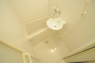 【浴室】 | レオパレス一本木 | 設備・仕様は号室により異なる為、現況を優先致します。