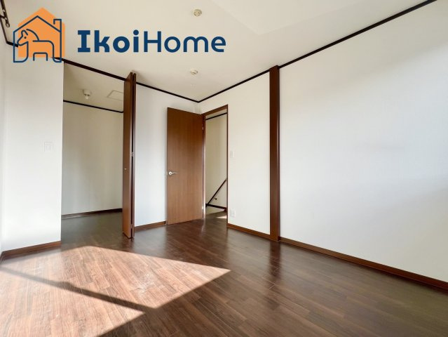 神戸市西区水谷2丁目　中古のその他|二面採光ですので、陽が差し込む明るい空間です！大きなベッドや家具も置いていただけます。