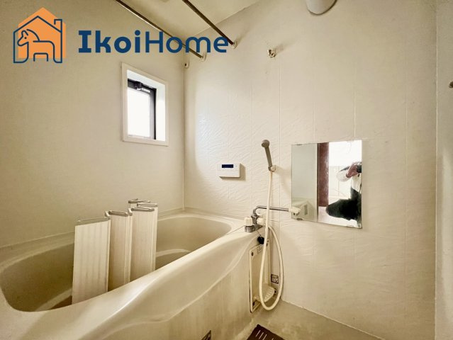 神戸市西区水谷2丁目　中古の浴室|●年中無休：当日予約可●高い位置に窓を設け、外部からの視線も気にならない設計になっています