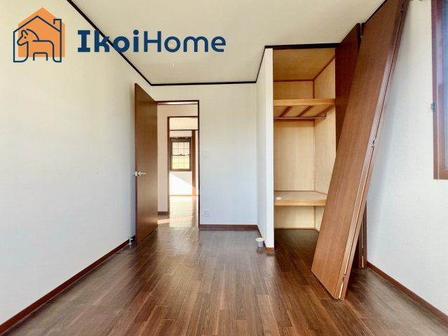 神戸市西区水谷2丁目　中古の子供部屋|フロア・水周りコーティング・アクセントクロス・食洗機・エアコン・追加照明・カップボードの追加工事可能