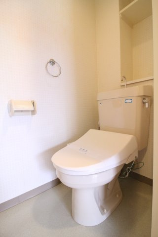 コウアロイヤル垂水PartⅡのトイレ