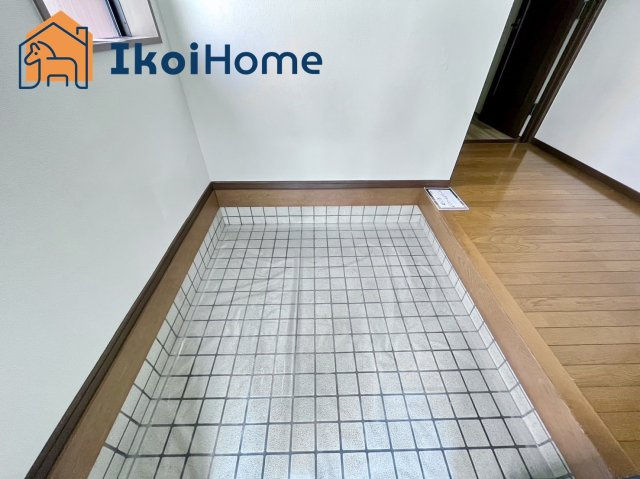 神戸市西区樫野台３丁目　中古戸建　リフォ完の玄関|【ホームページに現地動画掲載中】●年中無休：当日予約可●玄関もゆったり！シューズボックスの設置可能