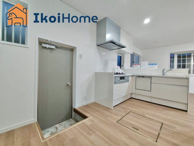 神戸市西区樫野台4丁目　中古のキッチン|【ホームページに現地動画掲載中】●年中無休：当日予約可●食器洗浄乾燥機未設置。約25万円で追加工事可