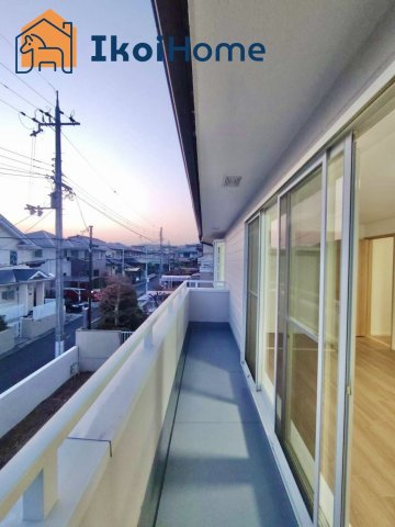 神戸市西区樫野台4丁目　中古のバルコニー|【ホームページに現地動画掲載中】●年中無休：当日予約可●開放感のある陽当たり良好のバルコニー。