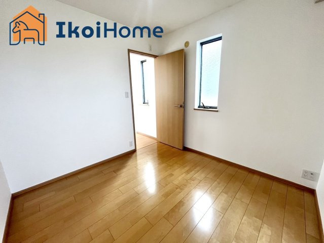 神戸市西区春日台５丁目　中古一戸建の収納|【ホームページに現地動画掲載中】●年中無休：当日予約可●2Fには4.5帖の洋室が2つございます。