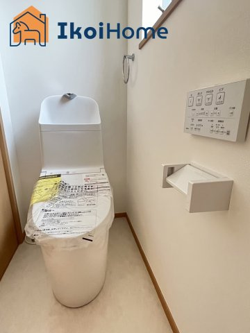 神戸市西区春日台５丁目　中古一戸建のトイレ|【ホームページに現地動画掲載中】●年中無休：当日予約可●1階ウォッシュレット付のお手洗い。