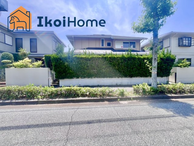 神戸市西区狩場台2丁目　中古戸建のエントランス|物件・当店の最寄駅まで無料送迎！最短10分で指定場所へお迎えに向かいます！まずはお問い合わせください