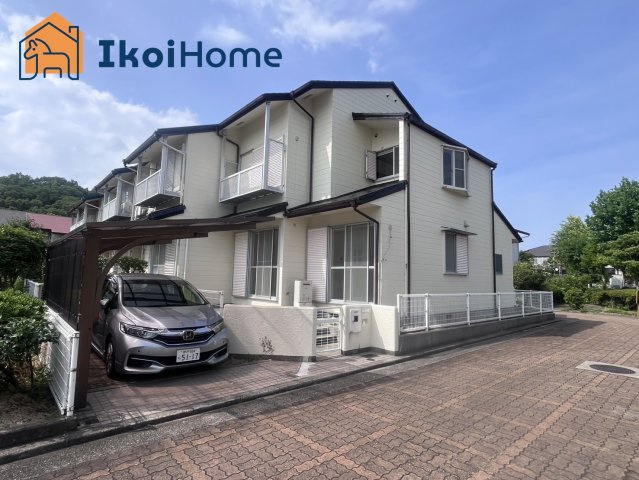 神戸市西区春日台2丁目　中古戸建のエントランス|【ホームページに現地動画掲載中】●年中無休：当日予約可●最短10分で指定場所へお迎えに向かいます！