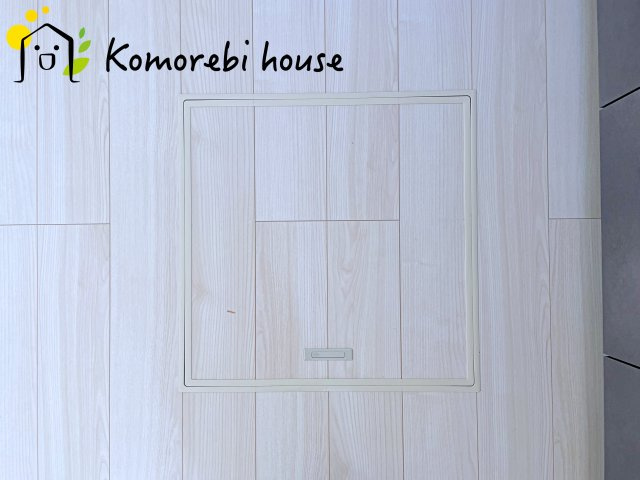 桶川市末広　6期　新築一戸建て　グラファーレ　01の内装|床下収納です