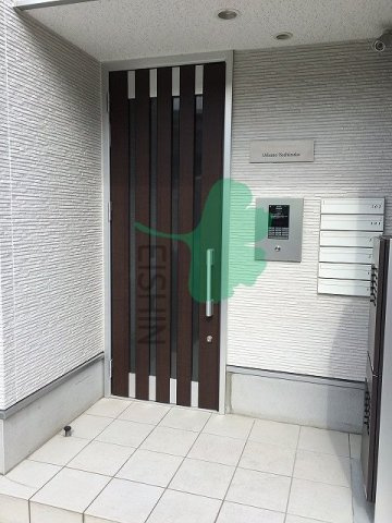 アルバーノ吉塚のエントランス