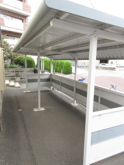 サンピアス高野台のその他共用部分|★屋根付き駐輪場★