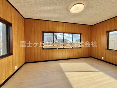 【洋室】 | 袋井市新池 中古戸建て | 2階の洋室
