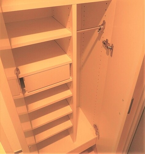 クオリア銀座やま祢ビルの玄関|玄関収納