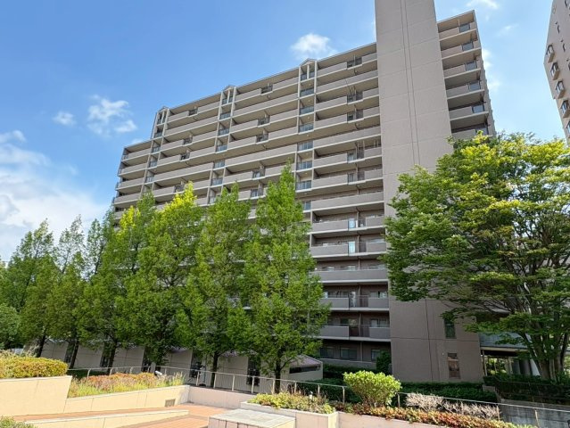野村三好ケ丘ヒルズ壱番館の外観