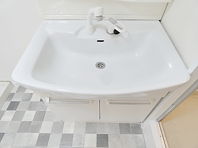 ハイツ白山の独立洗面台|独立洗面化粧台が付いています